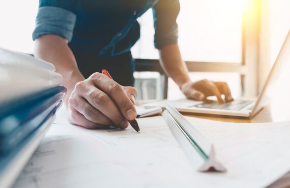 業務用設備を福岡で設計からフルオーダー | 大分でテントの縫製から取付まで手がける株式会社 九州テント